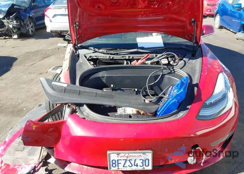 2018 Tesla Model 3 Long Range/Mid Range from USA, damaged, VIN 5YJ3E1EA7JF052671